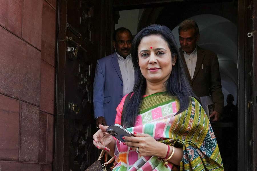 Timeline on Mahua Moitra's 'Cash For Query' case controversy