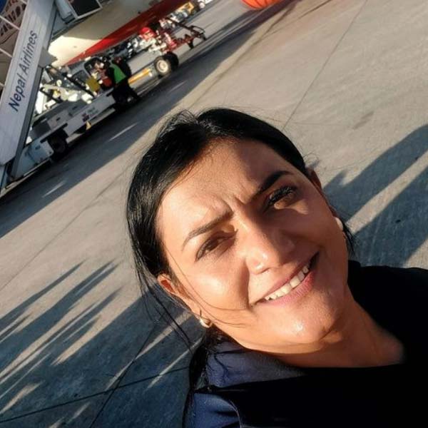  শীতলের আগে বিশ্বে কোনও মহিলা এই কীর্তি ছুঁতে পারেননি। তা একটি বিশ্বরেকর্ড। এই অনন্য কীর্তি ছোঁয়ার সময় শীতলের বয়স ছিল ৪১ বছর। চল্লিশ পেরনো কেউ এই অসম সাহসী কাজ করার ক্ষমতা দেখাননি। শীতল সেই পথও খুলে দিলেন ভবিষ্যতের জন্য। 