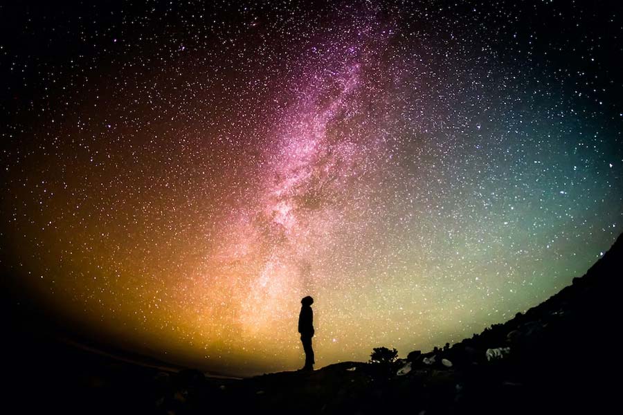 বিজ্ঞানীরা জানিয়েছেন, সৌরজগৎটিতে আপাতত যে ছ’টি গ্রহের সন্ধান মিলেছে, সেগুলি পৃথিবীর চেয়ে অন্তত দু-তিন গুণ বড়। এই গ্রহগুলোর ঘনত্ব আমাদের সৌরজগতের গ্যাসীয় গ্রহগুলির ঘনত্বের প্রায় সমান।