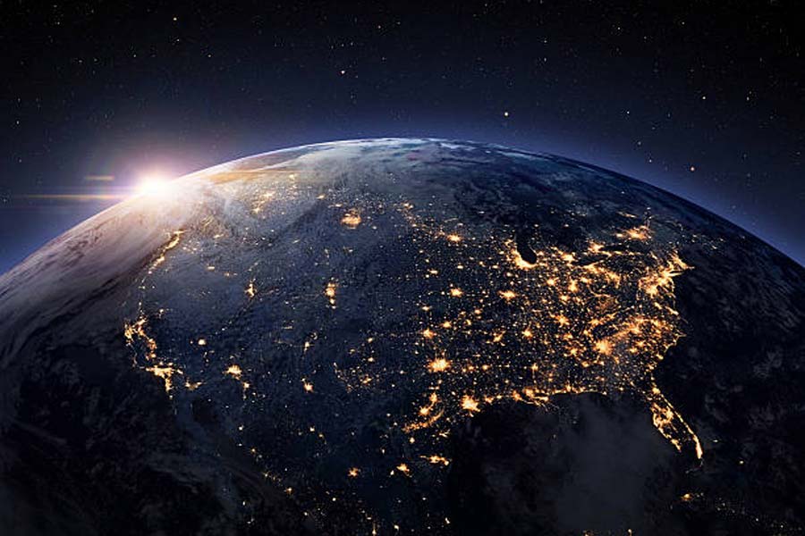  বিজ্ঞানীদের বক্তব্য, এখনও পর্যন্ত যে ক’টি সৌরজগতের সন্ধান মিলেছে, সেগুলির মধ্যে এটিই সব চেয়ে সুসংহত। আর সাধারণত সুসংহত সৌরজগতেই প্রাণের উপস্থিতির সম্ভাবনা সবচেয়ে বেশি।