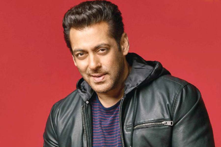 সলমন জানান, ‘অন্তিম: দ্য ফাইনাল ট্রুথ’ এবং ‘কিসি কা ভাই কিসি কি জান’ ছবি মুক্তির পর টিকিটের সর্বাধিক মূল্য ছিল ২৫০ টাকা।