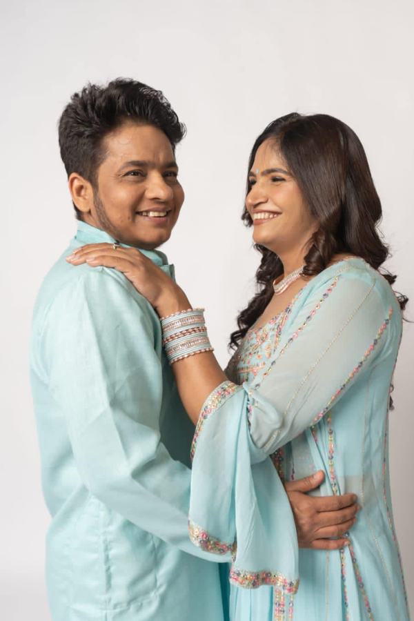 ৪৭তম জন্মদিনে অস্ত্রোপচারের পর অলকার যেন পুনর্জন্ম হয়। নিজের নাম পরিবর্তন করে রাখেন অস্তিত্ব।