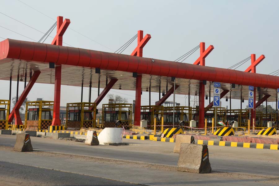 ভারতের সমস্ত উত্তর থেকে দক্ষিণমুখী জাতীয় সড়কের নম্বর হয় জোড় সংখ্যায়। অর্থাৎ, ২, ৪, ৬, ৮ নম্বর জাতীয় সড়ক। এবং সেই নম্বর দেওয়া হয় পূর্ব থেকে পশ্চিম দিক ধরে ঊর্ধ্বক্রমানুসারে। অন্য ভাবে বলতে গেলে, সমুদ্রপৃষ্ঠ থেকে উচ্চতার নিরিখে উত্তর ভারতকে যদি উঁচু হিসাবে ধরা হয়, তা হলে উত্তর ভারতের জাতীয় সড়কগুলির নম্বর হবে কম সংখ্যায়।