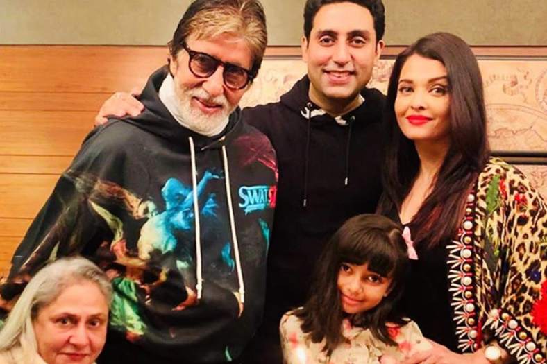 ফলে ঐশ্বর্যার সঙ্গে বচ্চন পরিবারের সম্পর্ককে কেন্দ্র করে তৈরি হয়েছে আরও নানা ধরনের প্রশ্ন। এ সব নিয়ে জল্পনার অন্ত নেই মায়ানগরীতে। 