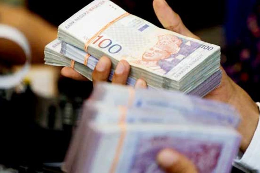 From a Bank employee to millionaire this is how Malaysian man Aman Shah became 1 cent thief