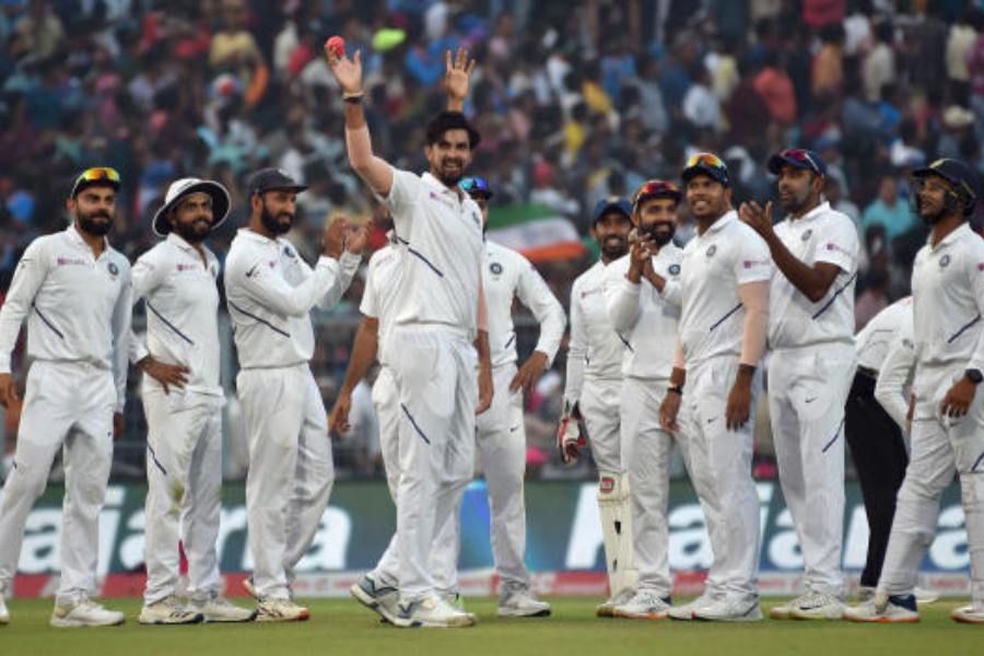 এখনও পর্যন্ত ভারতীয় দল চারটি গোলাপি বলের টেস্ট খেলেছে। জিতেছে তিনটি, হেরেছে একটি।