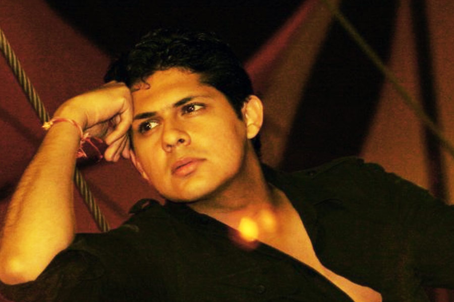 বিশাল জানিয়েছিলেন ১২ বছর অভিনয় করার পর তিনি বার বার নিজের পছন্দমতো চরিত্রে অভিনয় করতে চাইতেন। বলিপাড়ার বহু প্রযোজক এবং পরিচালকের কাছে সে ইচ্ছাপ্রকাশও করেছিলেন তিনি। বিশালের দাবি, সকলেই তাঁর পরিকল্পনার প্রশংসা করলেও তাঁকে কেউ আর কাজের সুযোগ দিতেন না।