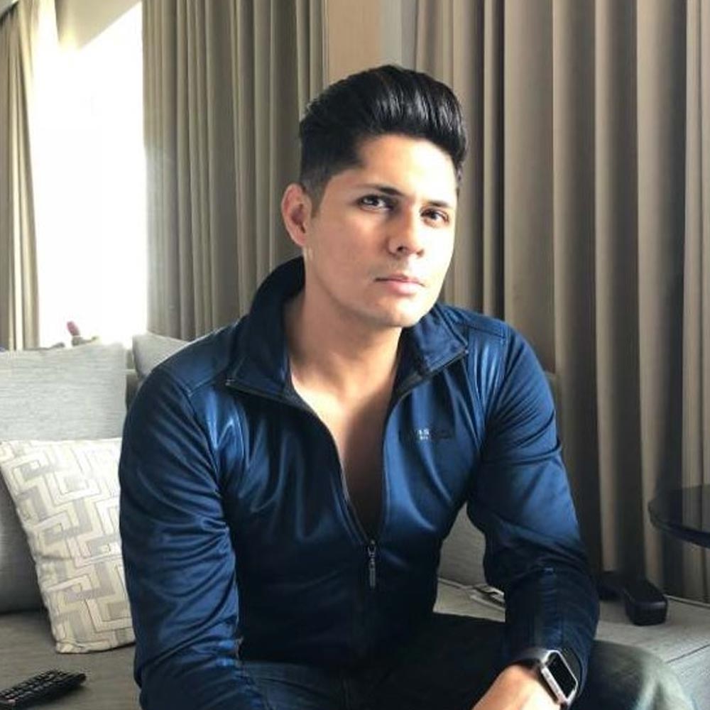 বিশাল সাক্ষাৎকারে জানিয়েছিলেন, বলিপাড়ার অনেকেই নাকি তাঁকে পাগল ভাবতে শুরু করেছিলেন। অভিনেতার দাবি, তাঁর মন অহঙ্কারে ভরে উঠেছিল। যে ছবিতে অভিনয়ের প্রস্তাব পাচ্ছিলেন তা মনের মতো না হওয়ার কারণে সে প্রস্তাব খারিজ করে দিচ্ছিলেন। একটি নির্দিষ্ট সময় পর হাতে কোনও কাজ ছিল না বলে জানিয়েছিলেন অভিনেতা।