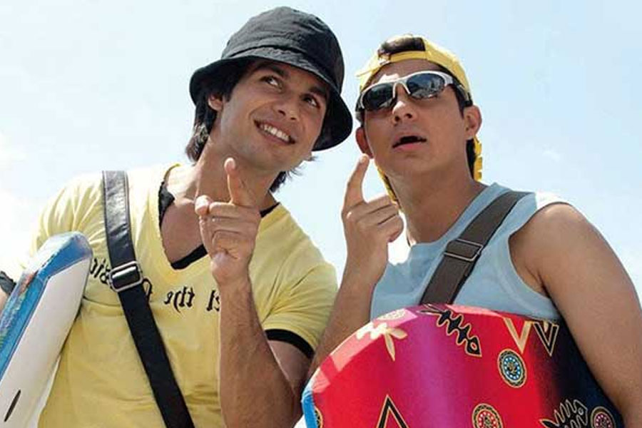 বিশাল জানিয়েছিলেন, টানা দু’বছর বেকার হয়ে বসেছিলেন তিনি। কেরিয়ারে কোন দিকে এগিয়ে যাবেন তা বুঝতে পারছিলেন না বিশাল। শেষ পর্যন্ত অভিনয় ছেড়ে ব্যবসা শুরু করার সিদ্ধান্ত নিয়েছিলেন তিনি।