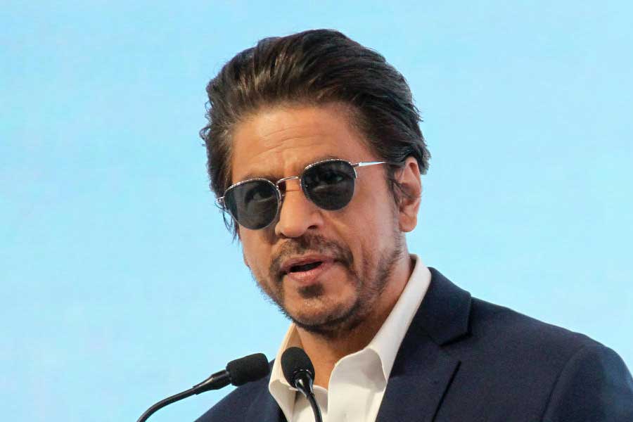 বলিপাড়া সূত্রে খবর, শাহরুখের ‘মন্নত’-এর বর্তমান বাজার মূল্য ২০০ কোটি টাকা।