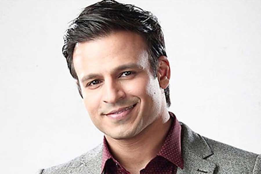 বিবেক একটি সাংবাদিক বৈঠকে জানিয়েছিলেন যে সলমন নাকি তাঁকে প্রাণনাশের হুমকি দিয়েছেন। প্রকাশ্যে সলমনের বিরুদ্ধে এই অভিযোগ আনার পর বিবেকের কেরিয়ারে পতন লক্ষ করা যায়। দীর্ঘ সময় হিন্দি ছবিতে অভিনয়ের প্রস্তাব পাননি তিনি।