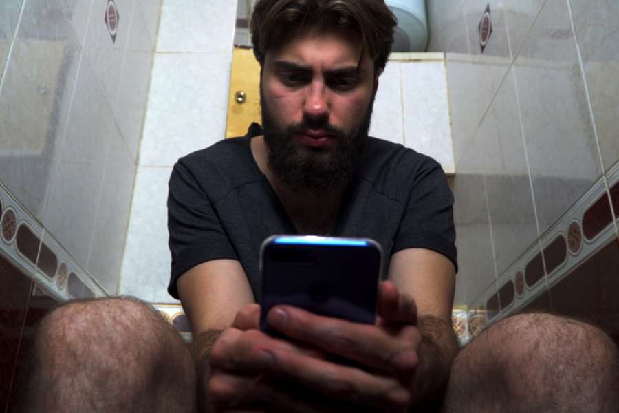 Reasons why you should stop taking your phone to the washroom.