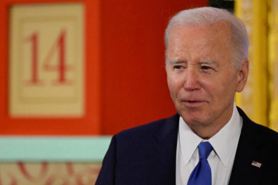 কিন্তু বাইডেনের অনুপস্থিতির কারণে সেই বৈঠক হবে না বলে সরকারি সূত্রে জানা গিয়েছে।