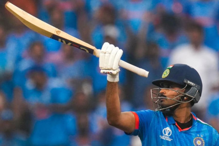 কেকেআর কর্তৃপক্ষ অবশ্য ২০২৪ সালের অধিনায়ক নিয়ে কোনও মন্তব্য করেননি। সূত্রের খবর, ফ্র্যাঞ্চাইজ়ি কর্তৃপক্ষ ১৯ ডিসেম্বরের নিলামের পর কোচ চন্দ্রকান্ত পণ্ডিত এবং মেন্টর গম্ভীরের সঙ্গে আলোচনা করে এবং সব দিক খতিয়ে দেখে অধিনায়ক নির্বাচন করবে।