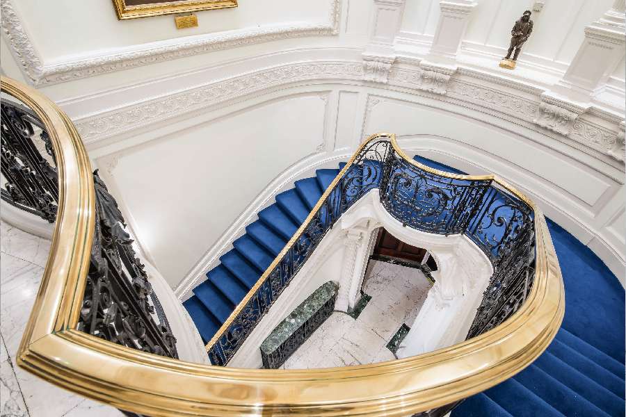 দ্বিতীয় বিশ্বযুদ্ধের সময় বহু গুপ্ত বৈঠকের সাক্ষী ছিল এই বাড়ি।