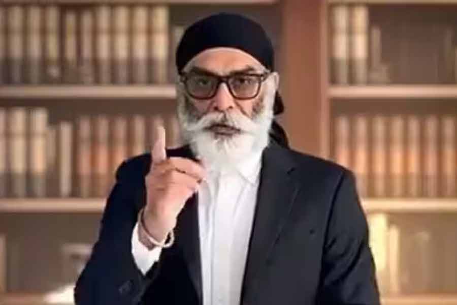 পান্নুন সক্রিয় ভাবে বার বার খলিস্তানের পক্ষে আওয়াজ তুলেছেন। পঞ্জাবের মধ্যে ‘স্বাধীন এবং সার্বভৌম’ রাষ্ট্র গড়ার দাবিও জানিয়েছেন। আমেরিকা, কানাডা এবং ব্রিটেন-সহ বিশ্বের বিভিন্ন স্থানে খলিস্তানপন্থীদের একজোট করার অভিযোগও রয়েছে তাঁর বিরুদ্ধে। প্রসঙ্গত, সেই দেশগুলিতে সক্রিয়ও রয়েছে এসএফজে।