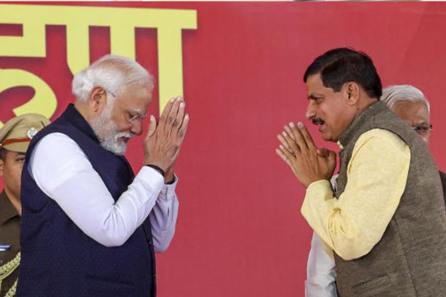 নতুন মুখ্যমন্ত্রী হিসাবে এই বিধিনিষেধ সম্বন্ধে তিনি জানিয়েছেন, ‘‘ভারত সরকার যে ‘খাদ্য নিরাপত্তা বিধি’ চালুর সিদ্ধান্ত নিয়ে খোলাবাজারে মাছ, মাংস বিক্রির উপর নিয়ন্ত্রণ জারি করার কথা বলেছে, আমরা তা কঠোর ভাবে অনুসরণ করব।’’