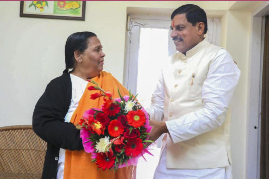 সেই সঙ্গে স্থির হয় প্রকাশ্যে আমিষ বিক্রির উপর নিষেধাজ্ঞা জারির।