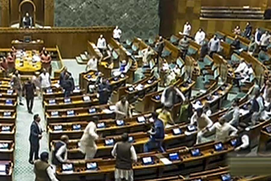 What Parliament intruders have posted in their social media and how they are connected