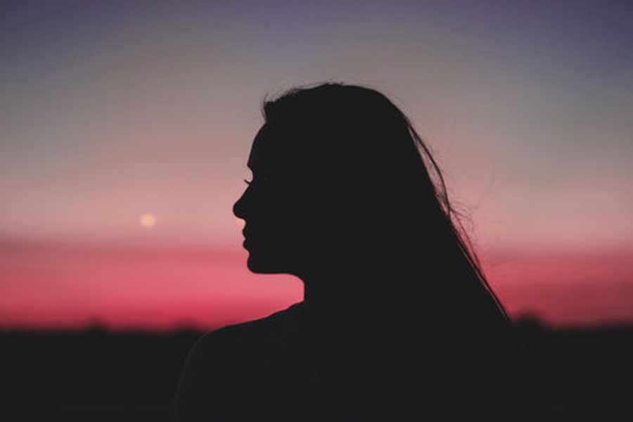 এ বার জেনে নেওয়া যাক, কী এমন হয়েছিল, যে ওটোউ টানা দু’দশক কথা বলেননি নিজের স্ত্রীর সঙ্গে! একটি টিভি অনুষ্ঠানে এ নিয়ে একটি লম্বা চিঠি লিখেছেন ইয়োশিকি। সেখানে তিনি লিখেছিলেন, মা-বাবার ঝগড়ার কারণ।