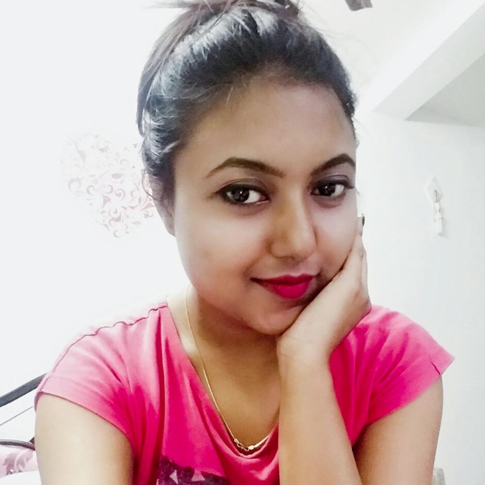 পাপিয়ার দাবি, তিনি তৃণমূল নেত্রী মমতা বন্দ্যোপাধ্যায়কে দেখে রাজনীতিতে এসেছেন। তাই মমতা কিংবা দলের সর্বভারতীয় সাধারণ সম্পাদক অভিষেক বন্দ্যোপাধ্যায় যদি বলেন, তবেই তিনি রাজনীতি ছাড়বেন। পাপিয়া জানান, ইতিমধ্যে দাদার মাধ্যমে থানায় প্রতীকের বিরুদ্ধে অভিযোগ করেছেন। যে হেতু তিনি সশরীরে অভিযোগ জানাতে পারেননি, তাই এফআইআর হয়নি।  থানায় জিডি (জেনারেল ডায়েরি) হয়েছে। পুলিশ তদন্ত করছে।