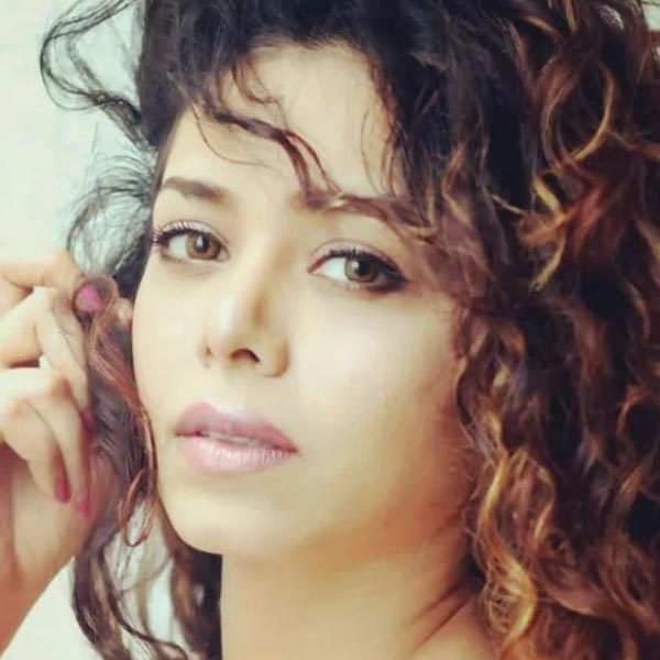 ২০১২ সালে একটি পত্রিকার মুখ্য সম্পাদক এবং অভিনেতা নিতিন সাহরাওয়াতের সঙ্গে সাত পাকে বাঁধা পড়েন বৈষ্ণবী। ‘কিতনি মহব্বত হ্যায়’ শোয়ের দ্বিতীয় পর্বে বৈষ্ণবীর সঙ্গে প্রথম আলাপ হয় নিতিনের। সেই আলাপই পরে প্রেমে গড়ায়।