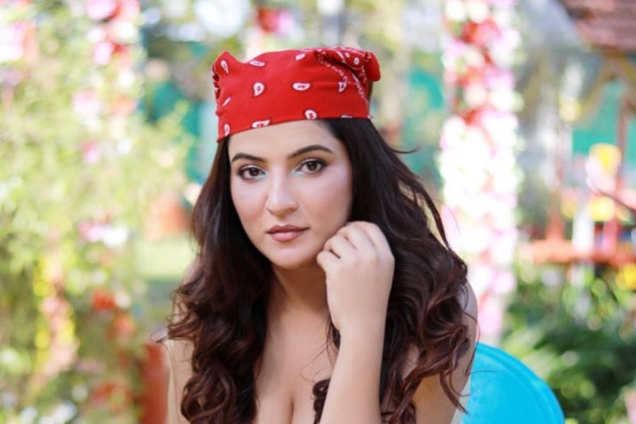 Boyfriend threatening us to withdraw case against him, Priya Singh alleges against Maharashtra bureaucrat's son dgtl