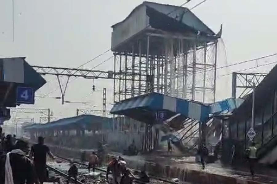 Bardhaman Water Tank Collapsed