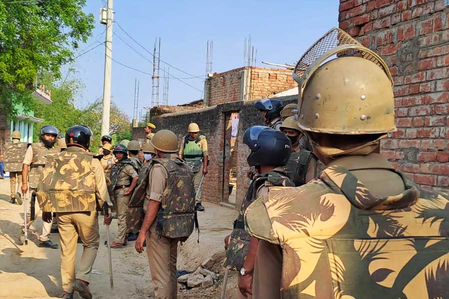 Kashmir Conman with fake identity and fake degrees who fooled women across India arrested by STF