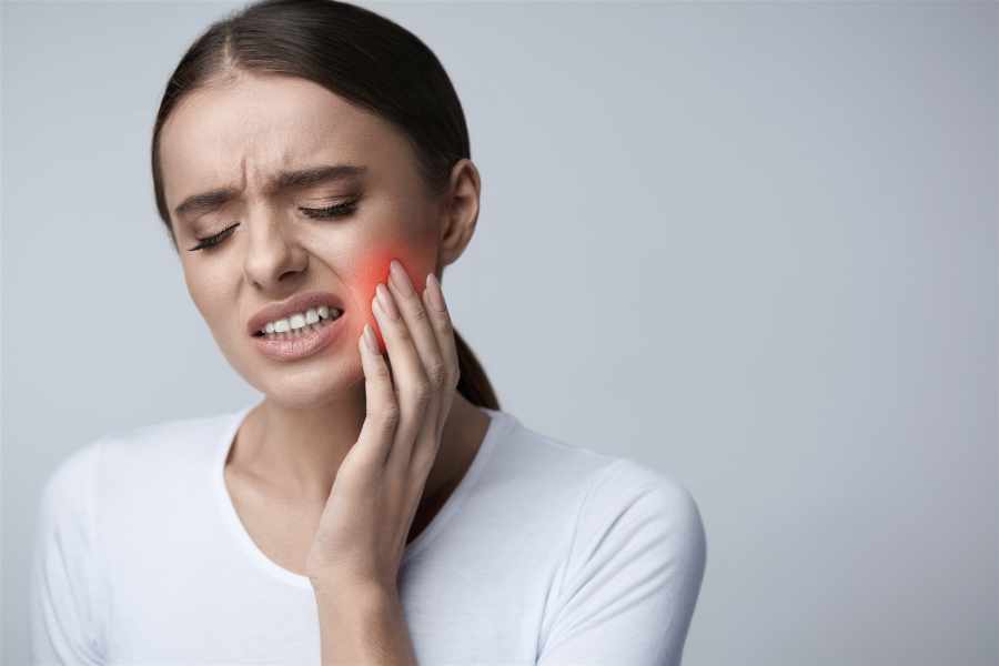Best home remedies to get rid of wisdom tooth pain naturally.