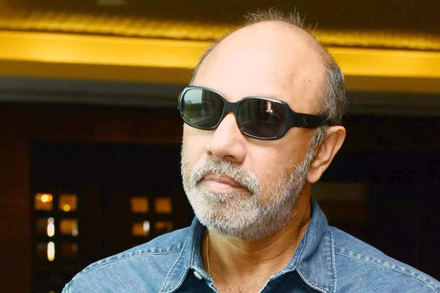 এখনও পর্যন্ত সত্যরাজের কেরিয়ারের ঝুলিতে মোট ২৪০টি ছবি রয়েছে। বলি অভিনেতা শাহরুখ খানের সঙ্গে একই ছবিতে অভিনয় করার স্বপ্ন ছিল সত্যরাজের। সেই স্বপ্ন সত্যিও হয় অভিনেতার।