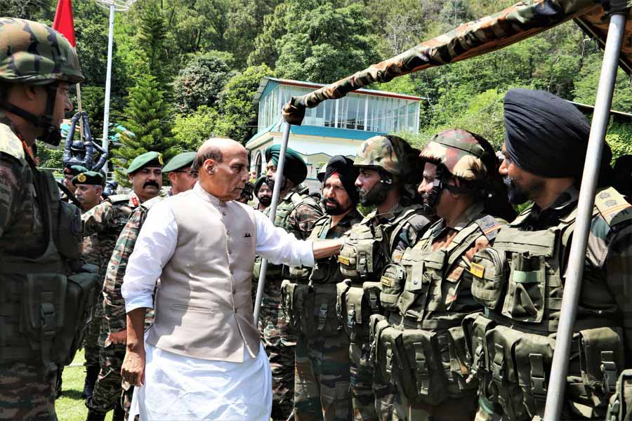Do what you deem fit, what Rajnath Singh told ex-army chief MM Naravane on Ladakh standoff