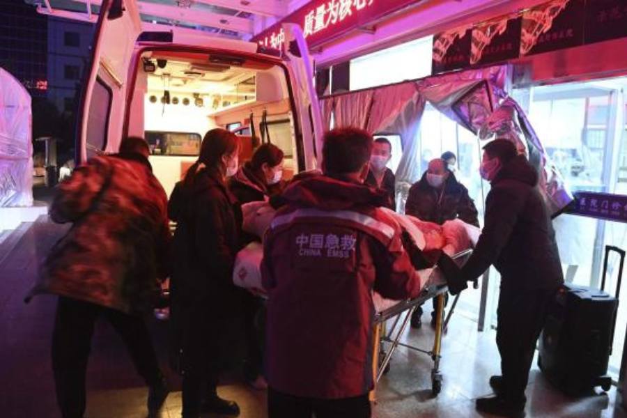 অন্য দিকে, কিংহাই প্রদেশে এখনও পর্যন্ত ১১ জনের মৃত্যু হয়েছে। আহত শতাধিক। দুই প্রদেশেই চলছে উদ্ধারকাজ। 