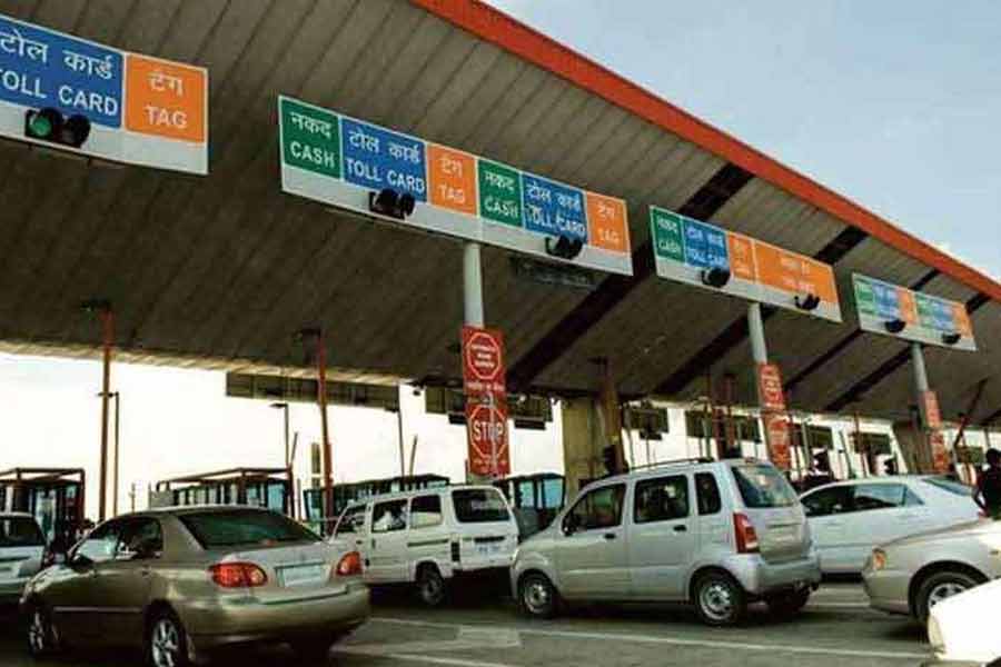 দেশের ১৩টি রাজ্যে টোল সংগ্রহ করে এই সংস্থা। অন্তত ২০০টি টোল প্লাজ়া সামলায় কিশোরের সংস্থা। বেশ কিছু রাজ্য সড়কেও টোল প্লাজ়া রয়েছে এই সংস্থার।