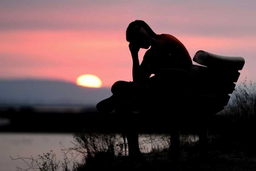 দু’টি কলেজ থেকে দু’টি ডিগ্রি অর্জন করার পরেও চাকরি পাচ্ছিলেন না জয়গণেশ। কর্মহীন হয়ে বাড়িতে বসেছিলেন তিনি।