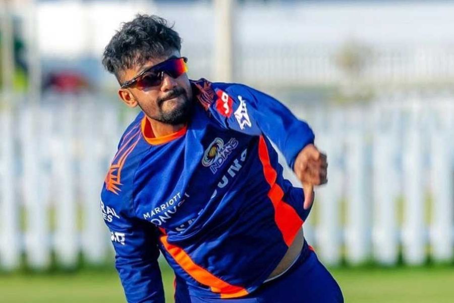 ঘরোয়া ক্রিকেট মাতানো এই বাঁহাতি স্পিনার  শামস মুলানিকেও দলে রেখেছে মুম্বই ইন্ডিয়ান্স। আইপিএলে উইকেট রয়েছে তাঁর। তবে সে ভাবে এখনও চোখে পড়েননি কোনও ম্যাচেই।