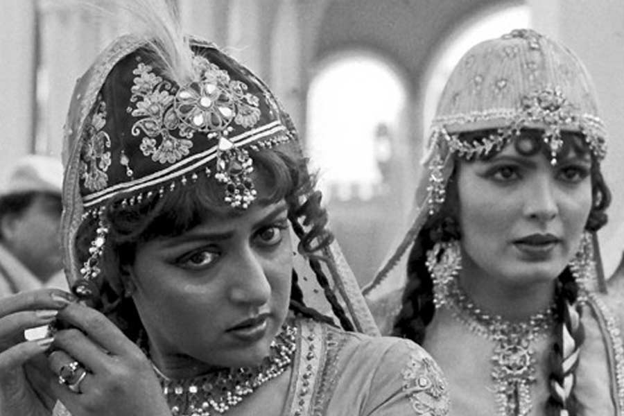 All you need to know about director Kamal Amrohi’s film Razia Sultan