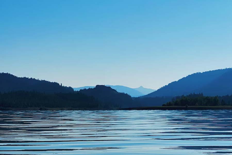 Venezuela's marakaibo lake witnesses continuous lightening