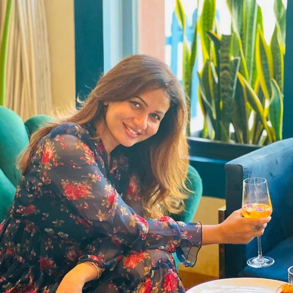 All you need to know about Nishi Singh, makeup artist of many Bollywood celebrities