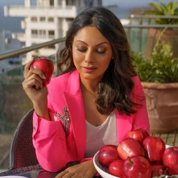 All you need to know about Nishi Singh, makeup artist of many Bollywood celebrities