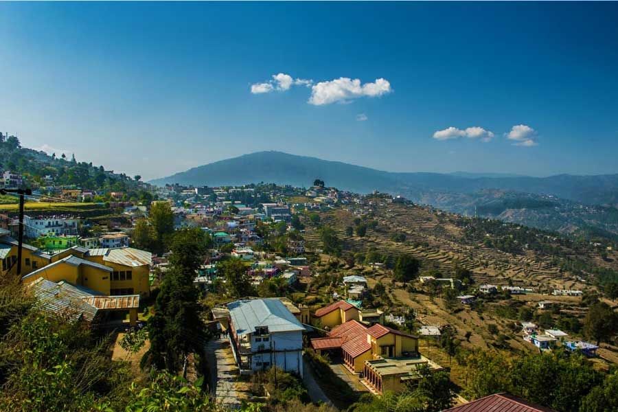 সেই সময়েও পুরাতত্ত্ববিদেরা দাবি করেছিলেন, মন্দিরটি কাতুরি রাজাদের আমলেই তৈরি হয়েছিল।