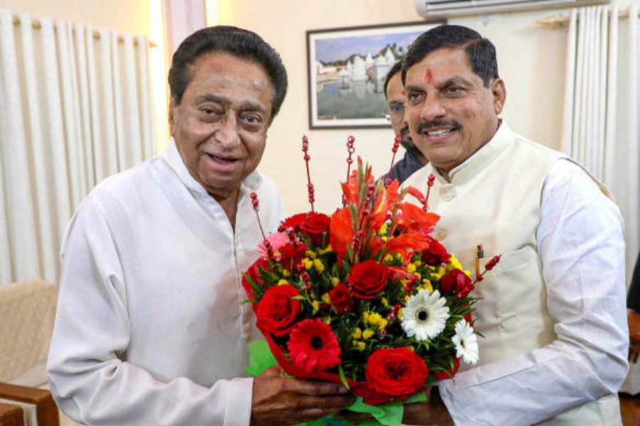 তৃতীয় এবং চতুর্থ সর্বোচ্চ ভোট পেয়ে সহ-সভাপতি হয়েছেন মণিপুরের এন ফোনি (৩৮টি ভোট) এবং দিল্লির জয়প্রকাশ (৩৭টি ভোট)। মধ্যপ্রদেশের মুখ্যমন্ত্রী সেই অর্থে লড়াই করতেই পারেননি। 