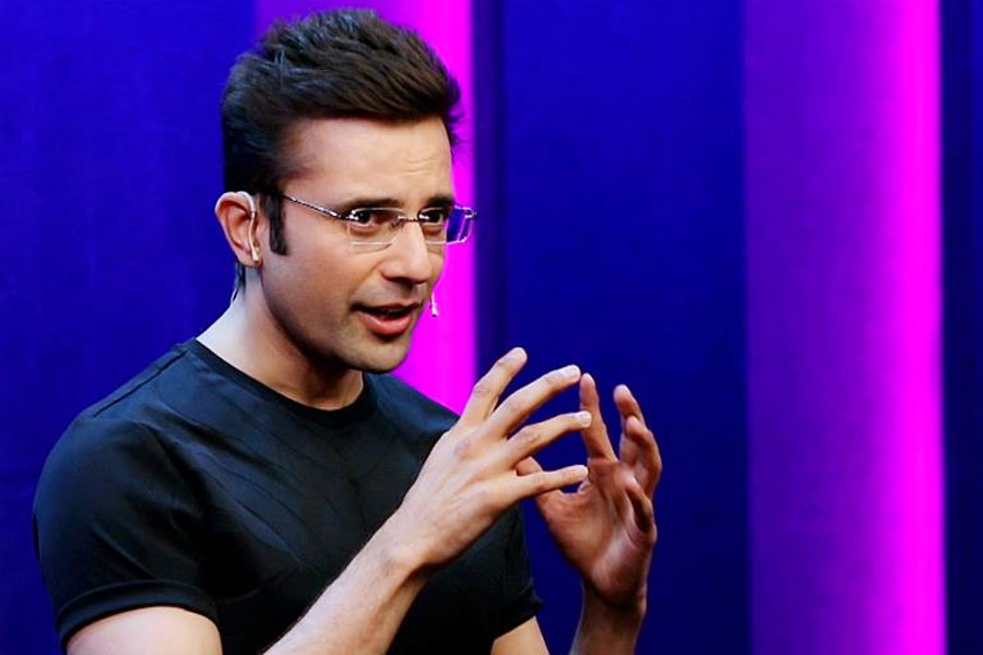 All you need to know about motivational speaker and youtuber Vivek Bindra, accused of domestic violence