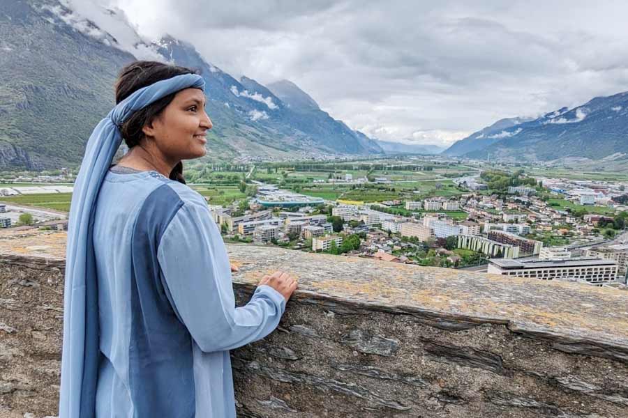 ‘মিশনারিজ় অফ চ্যারিটি’র তরফে বিদ্যাকে একটি ঠিকানা দেওয়া হয়। বিদ্যার মা সেখানে থাকতে পারেন বলে অনুমান করেন শাখার কর্মীরা।