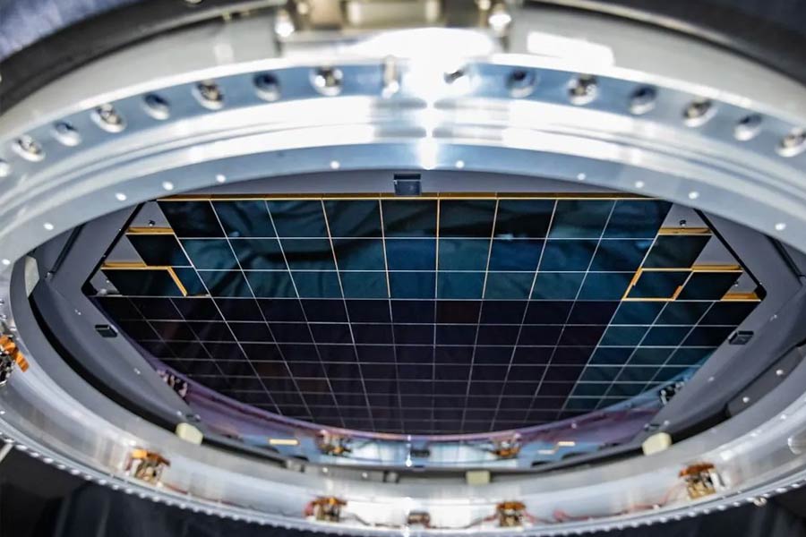 ভেরা সি রুবিন অবজ়ারভেটরির টেলিস্কোপের সঙ্গে এলএসএসটি ক্যামেরাটি ২০২৪ সালের মধ্যে যুক্ত করা হয়ে যাবে বলে অনুমান করা হয়েছে।