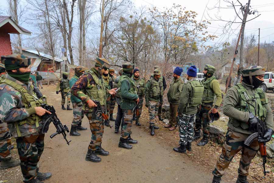 representational image of army in kashmir