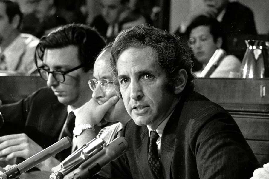 Daniel Ellsberg leaked Pantagon Paper