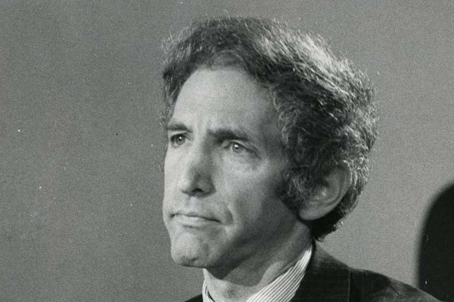 Daniel Ellsberg leaked Pantagon Paper