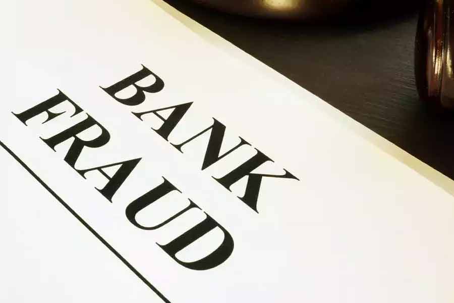 তদন্তকারীরা জানতে পারেন, ভুয়ো ব্যাঙ্কের নাম দেওয়া হয়েছিল ‘রুরাল অ্যান্ড এগ্রিকালচারাল কো-অপারেটিভ ব্যাঙ্ক’। চেন্নাইয়ের অম্বত্তূরে ছিল এই ভুয়ো ব্যাঙ্কের সদর দফতর।