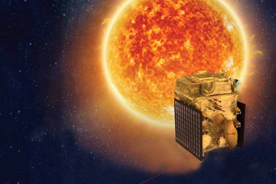 আবার এ-ও বলা যেতে পারে যে, এই ‘চৌকাঠ’-এ সূর্য বা পৃথিবীর কারও কোনও প্রভাব নেই। সূর্যের আওতায় ঢোকার আগের এই এলাকাটিকে বলা হয় ‘হ্যালো অরবিট’।